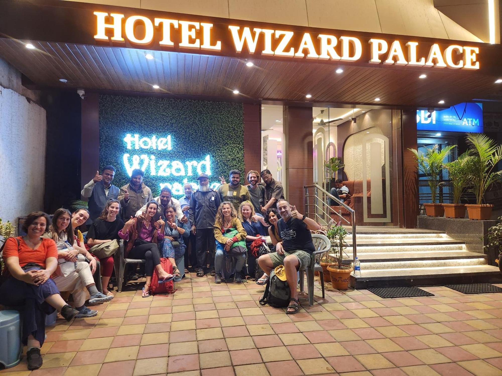 U2 Hotel Wizard Palace Aurangabad  Exteriör bild